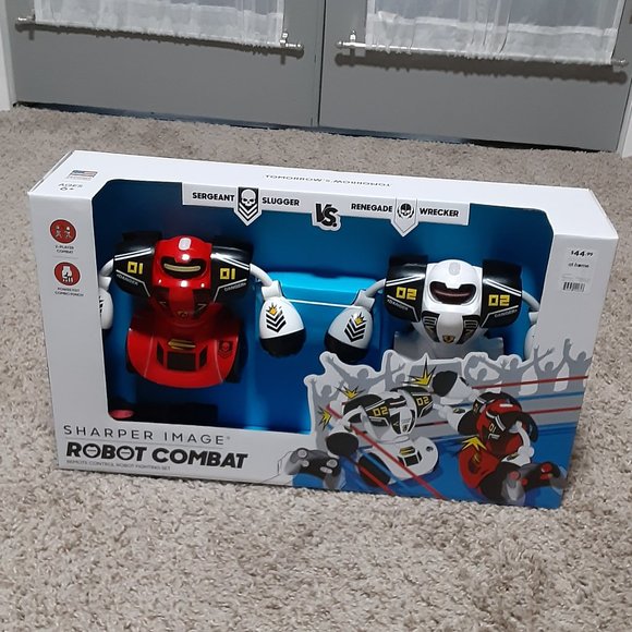Brand NIB Sharper Image Robot Combat Remote Control Fighting Set $44.99. - Picture 1 of 4